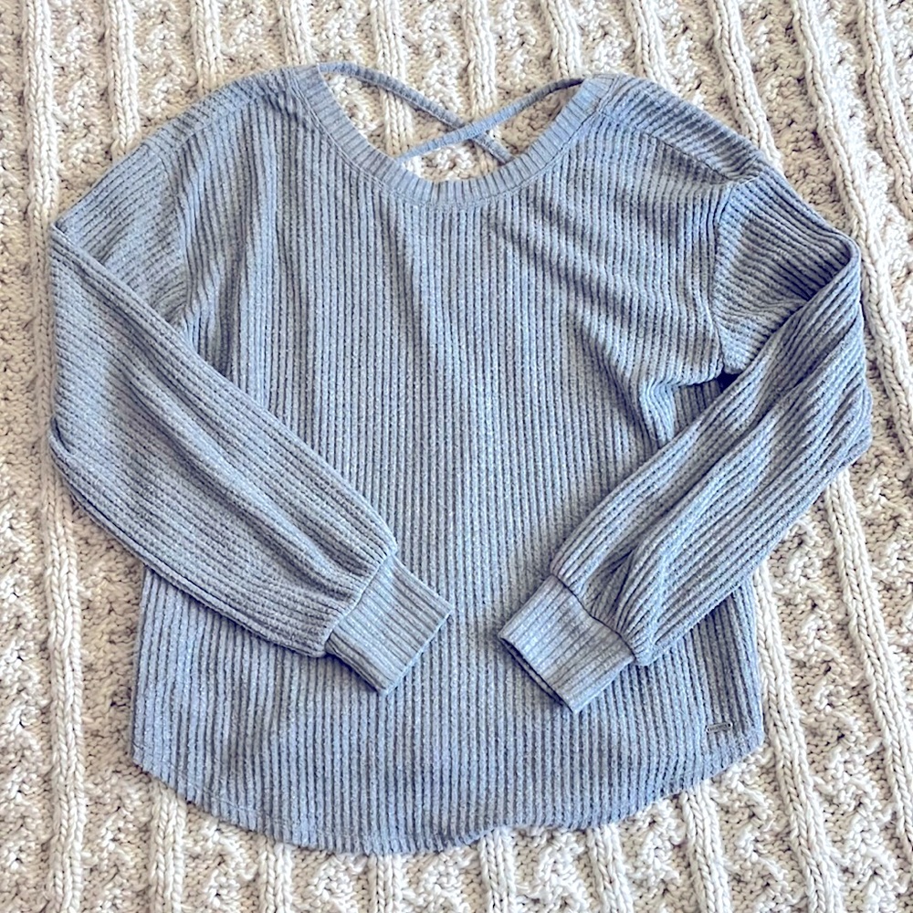 Hollister plush cross back balloon sleeve sweater